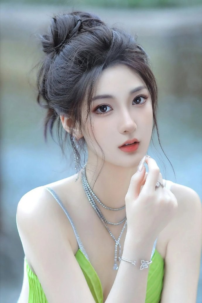 中国医疗队在逆境中彰显光辉：一家人的至暗时刻与生死之光